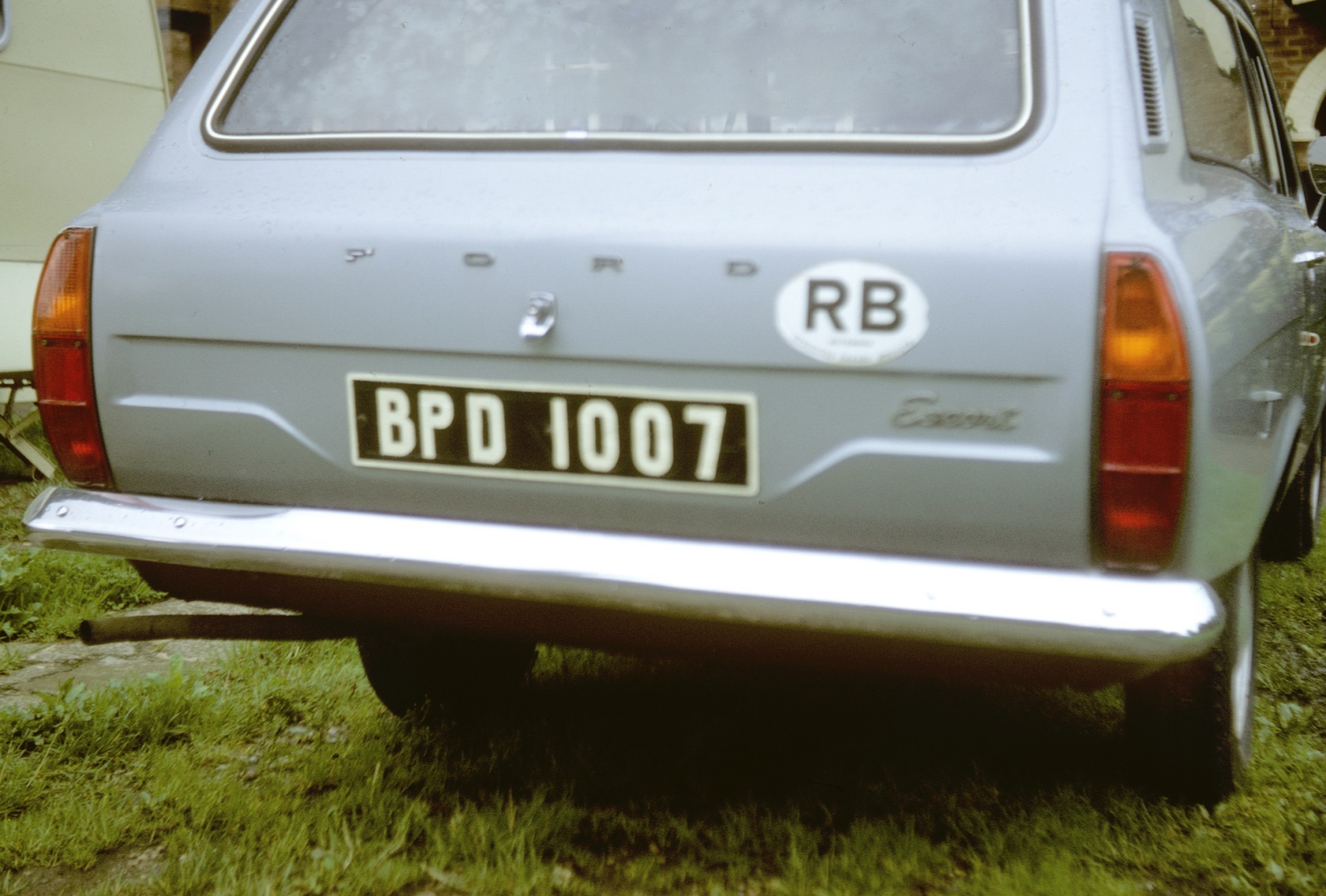 (BW_50s-74)(BP)-Gaborones_BPD_1007_FordEscort-NPagnell-1970sTG