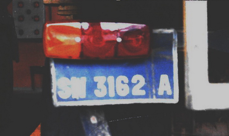 (CMR_85-2000)-SouthWest-Buea_SW-A_3162_(w-bl)_lorry-vbJLa
