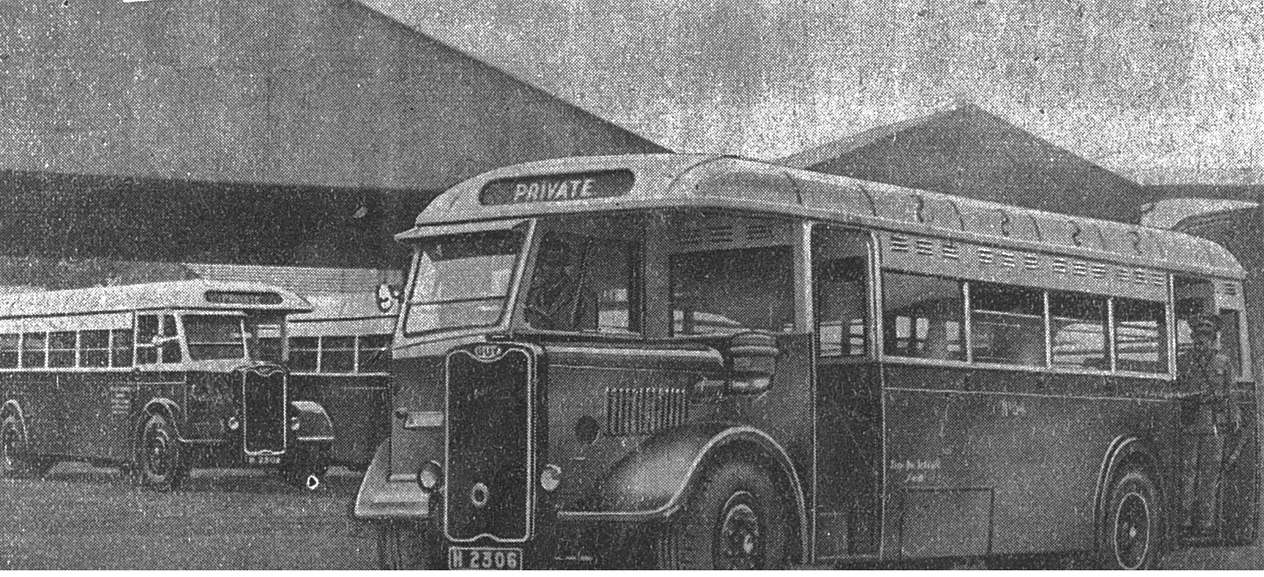 (EAK_05c-50)-Nairobi_H_2306_(w-b)_Guy_bus-vbKS