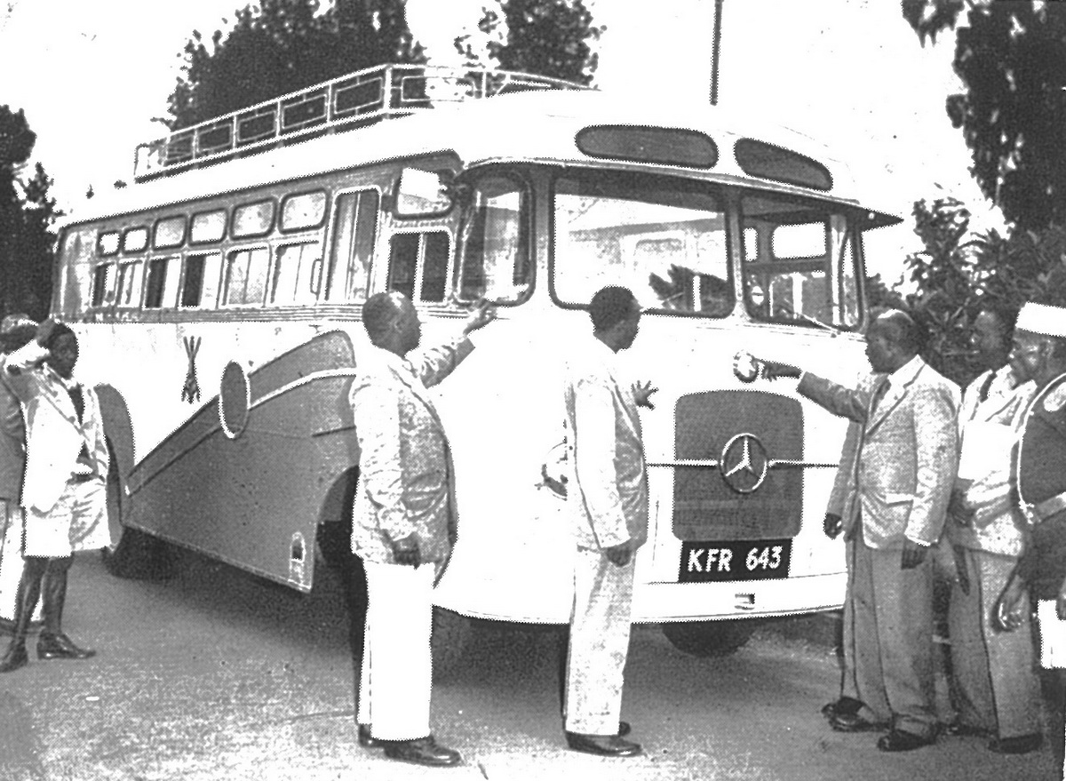 (EAK_50-75m)-Nairobi_57_KFR_613_M-B_bus-vbKS