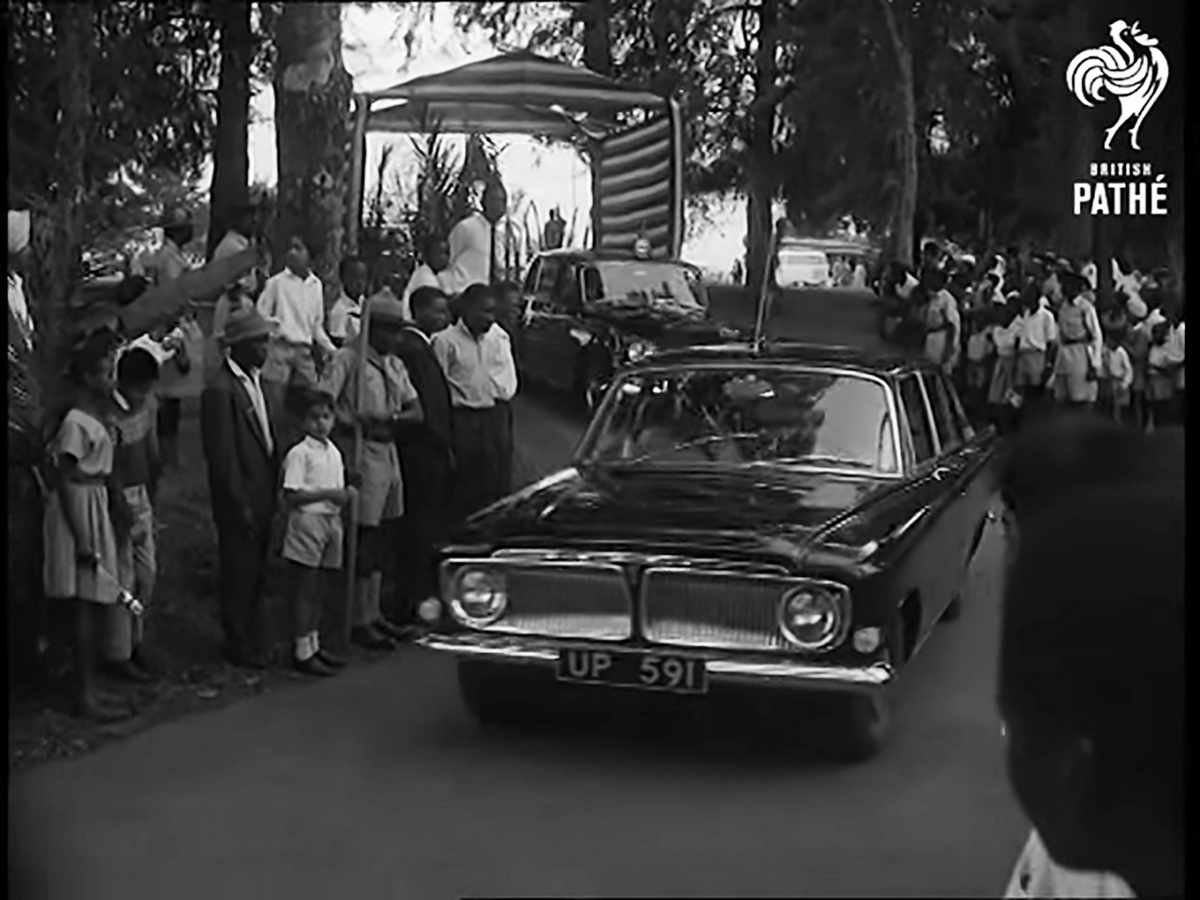 (EAU-gv-pol_52-78)_UP_591_Ford_Zephyr3-1965_British_PathéABG