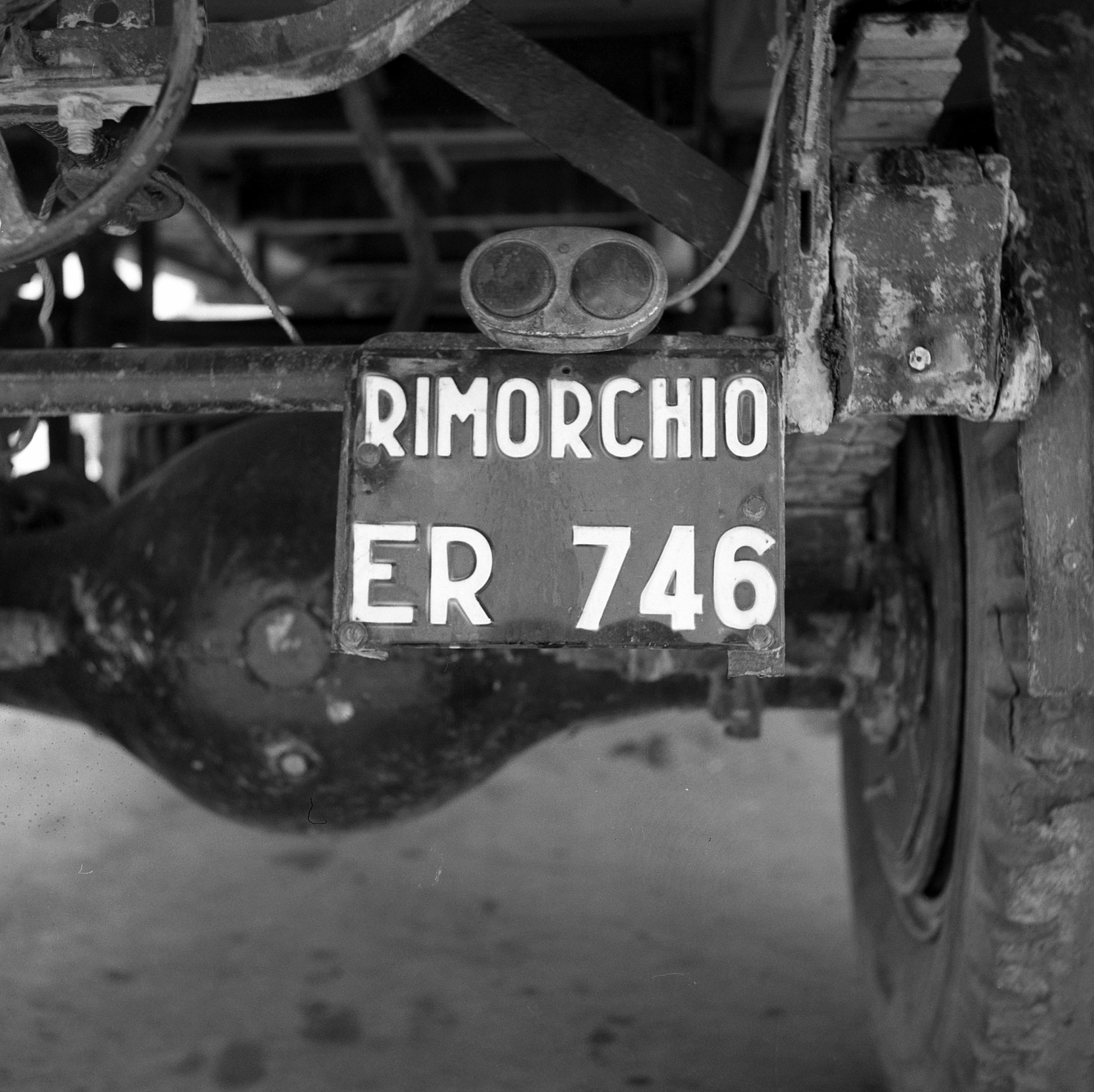 (ER_37-41-tlr)_Rimorchio_ER_746_Rimorchio_(w-b)_cr_trailer-1961BL