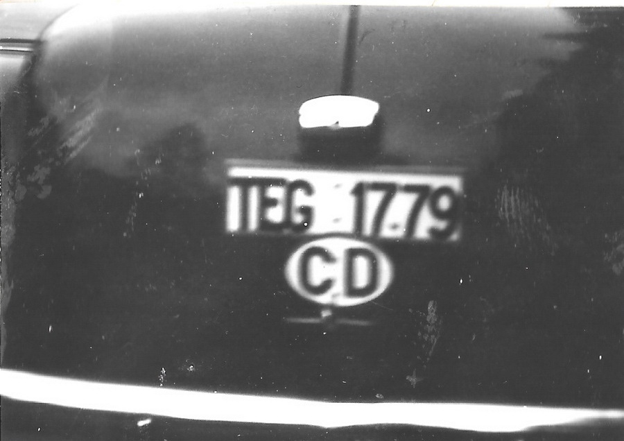 (GE_35-61)-Spanish_Guinea(E)_TEG_1772_r_(CD_oval)_HillmanMinx-vbKS