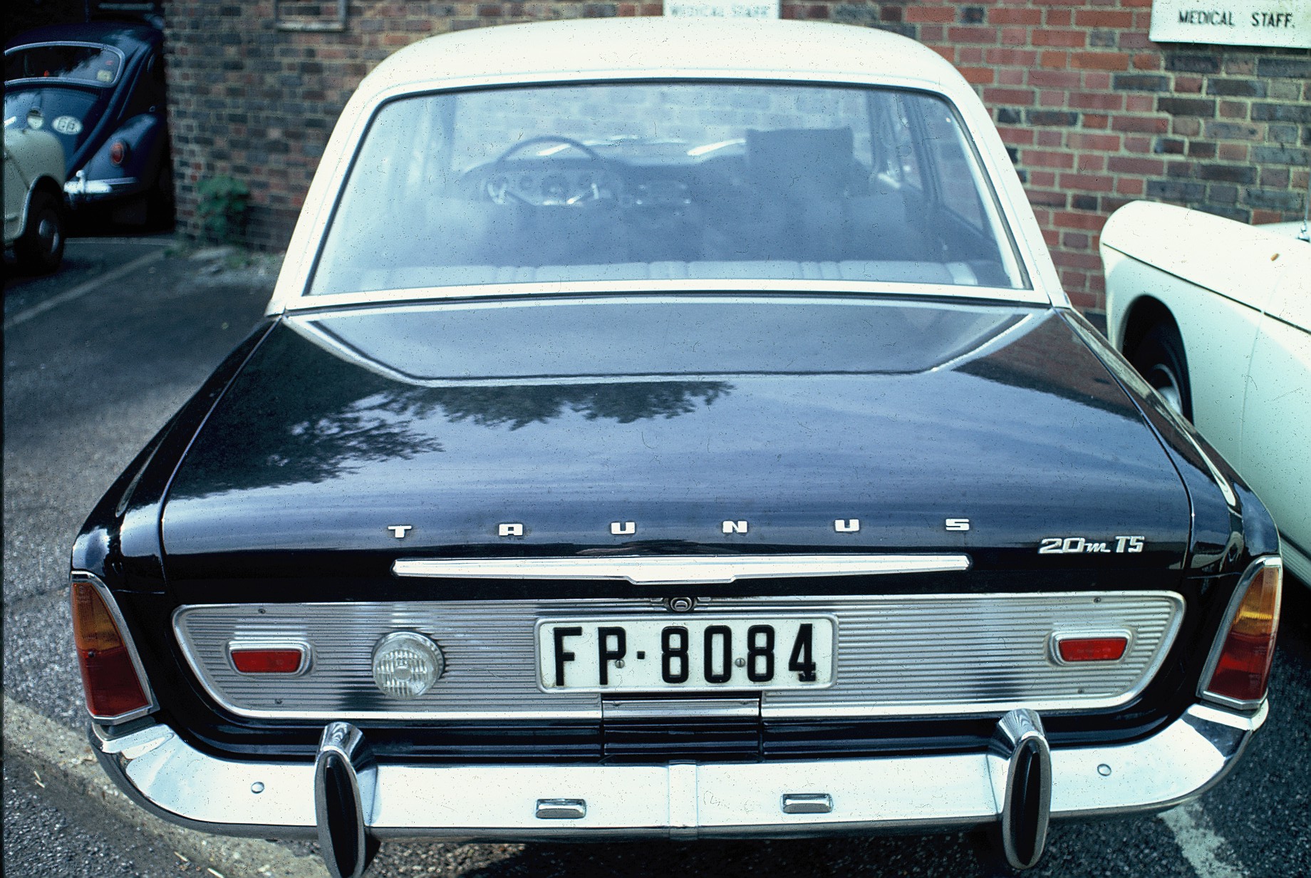 (GE_61-69_-Fernando_Poo(E)_FP-8084_r2_FordTaunus-London1969VB
