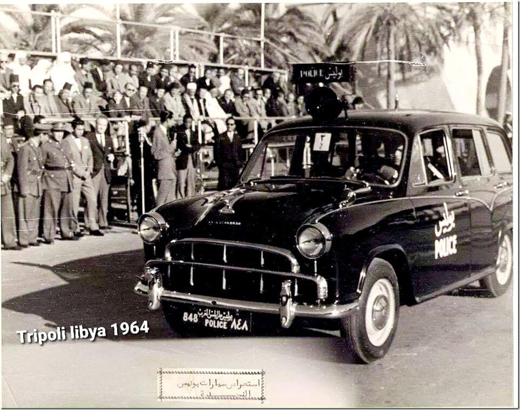 (LAR-gv,pol_64)_POLIS_848_Morris_Oxford-ABG