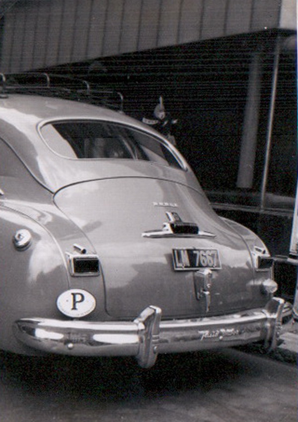 (MOC_30-57)(P)-Lourenço_Marques_LM_7667_(P_oval)_Nash-London1940sJP