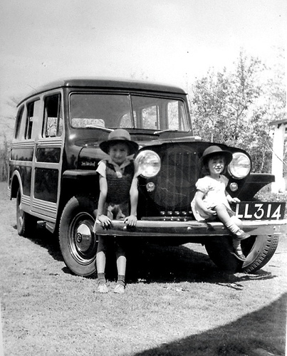 (MW_26-60,47c)(NP)-Lilongwe_LL_314_(w-b)_Jeep1947www