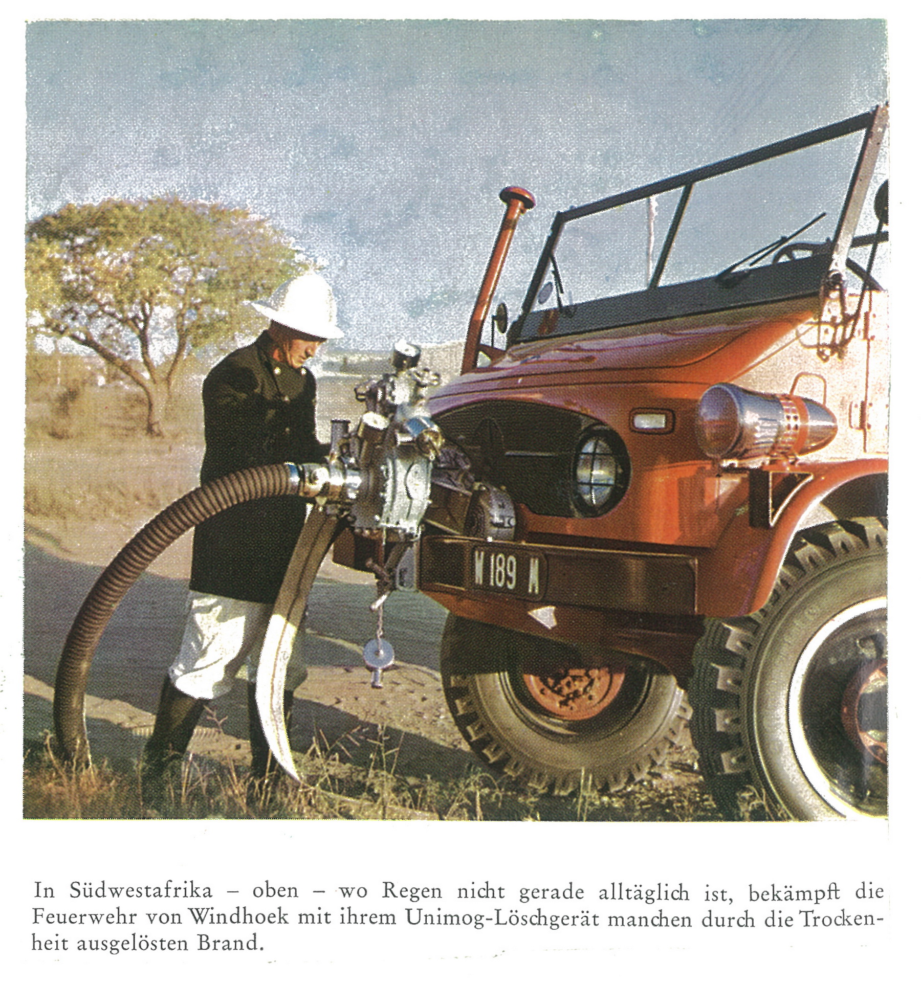 (NAM-off_20c-90)(SWA)(Fire)-Windhoek_W_189_M_Unimog_fire_tender-vbKS