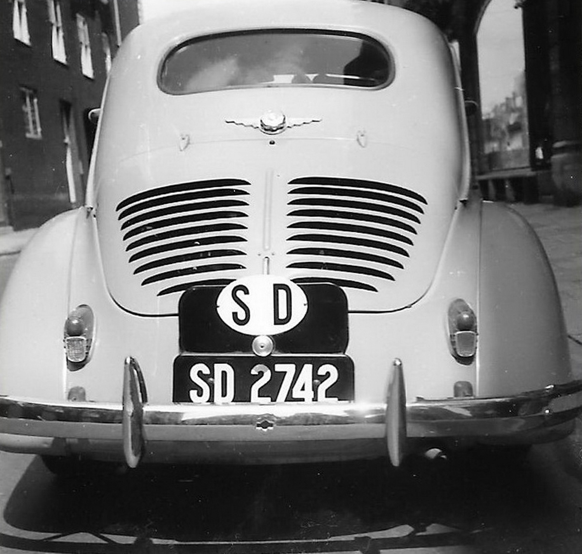(SD_22-79)_SD_2742_(SD_oval)_Ren-750-vbKS
