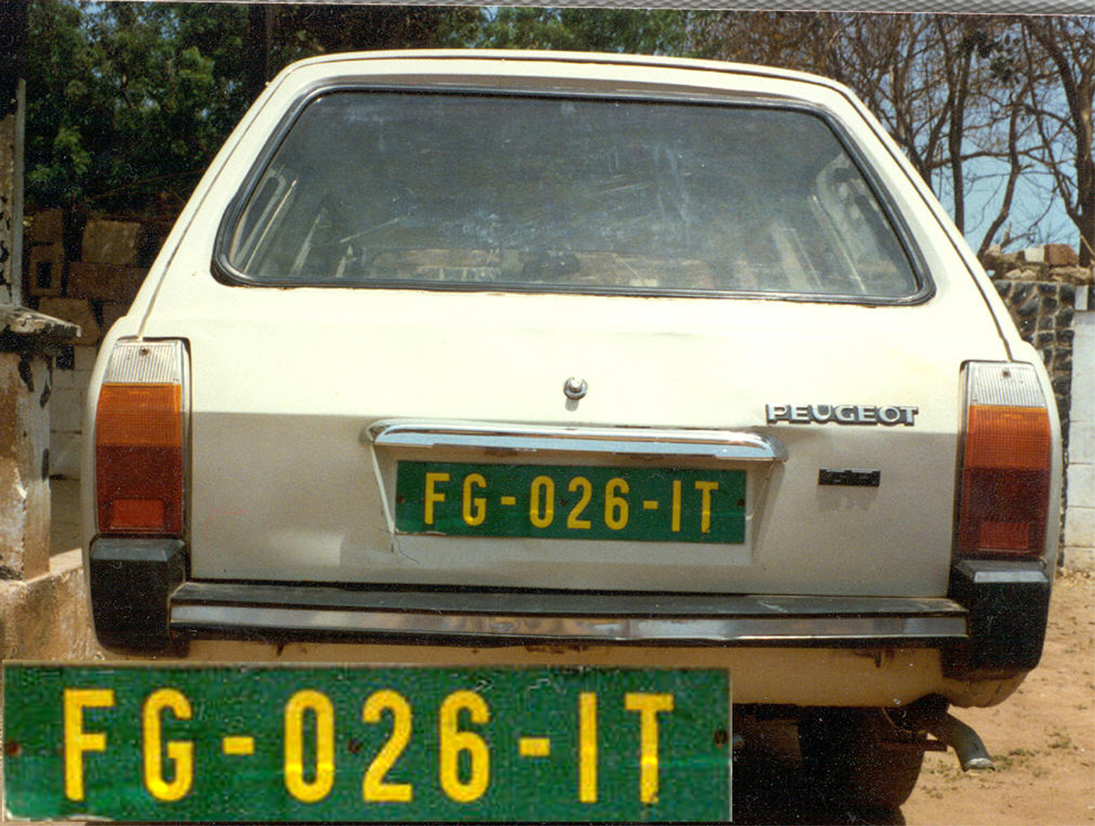 (SN-cdio_78~-GROU)_FG-026-IT_comp_(y-g)_Peu-504-Banjul1989VB