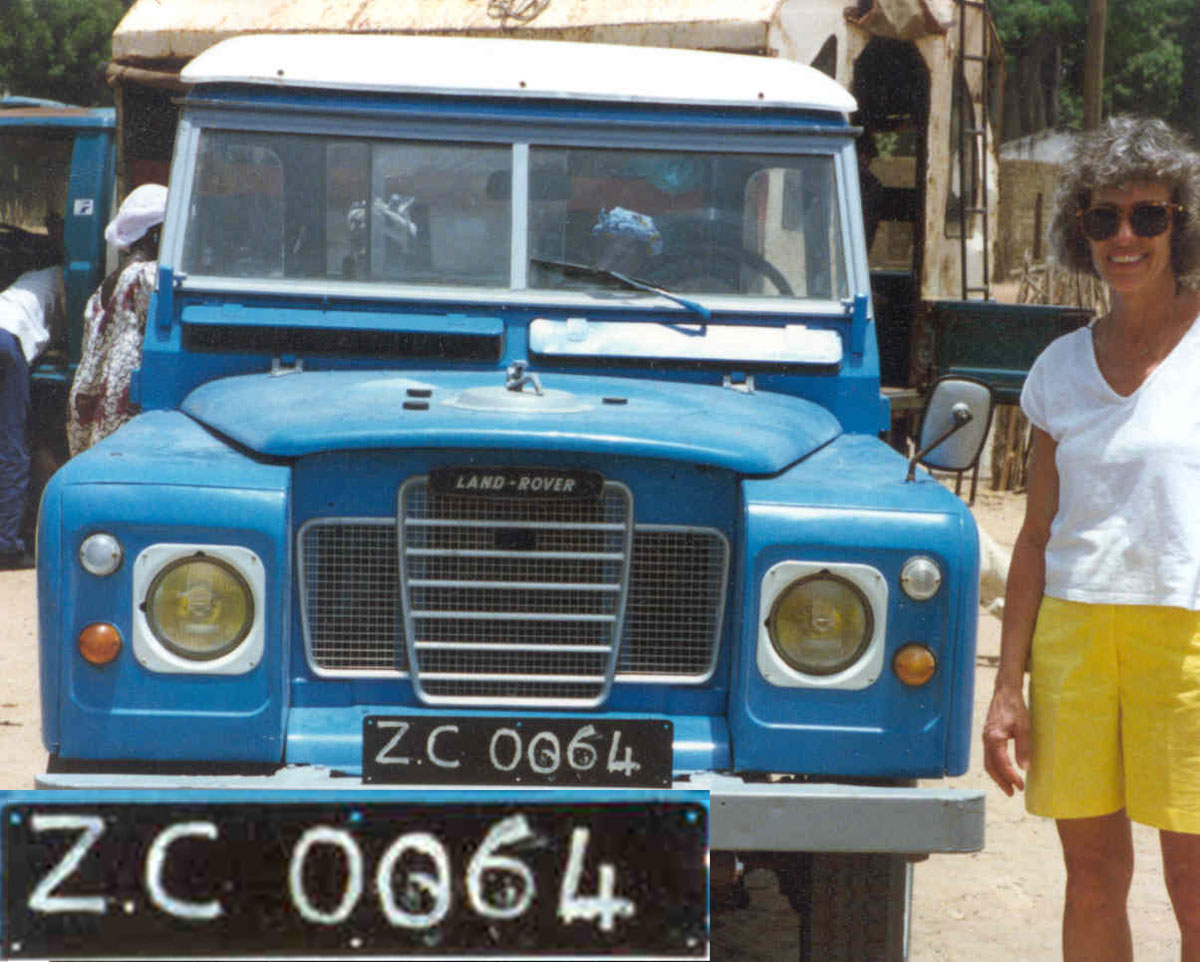 (SN-si_70s-89)-Ziguinchor_ZC_0064_comp_LRover-Casamance1989VB