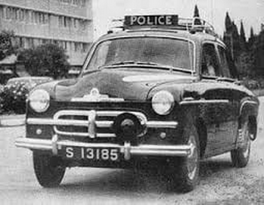 (ZW_28-59)(SR)-Salisbury_S_13185_police_Vauxhall-MRmrVB