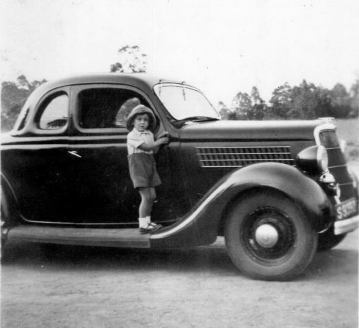 (ZW_28-59)(SR)-Salisbury_S_9392_USFord-mr1950sVB