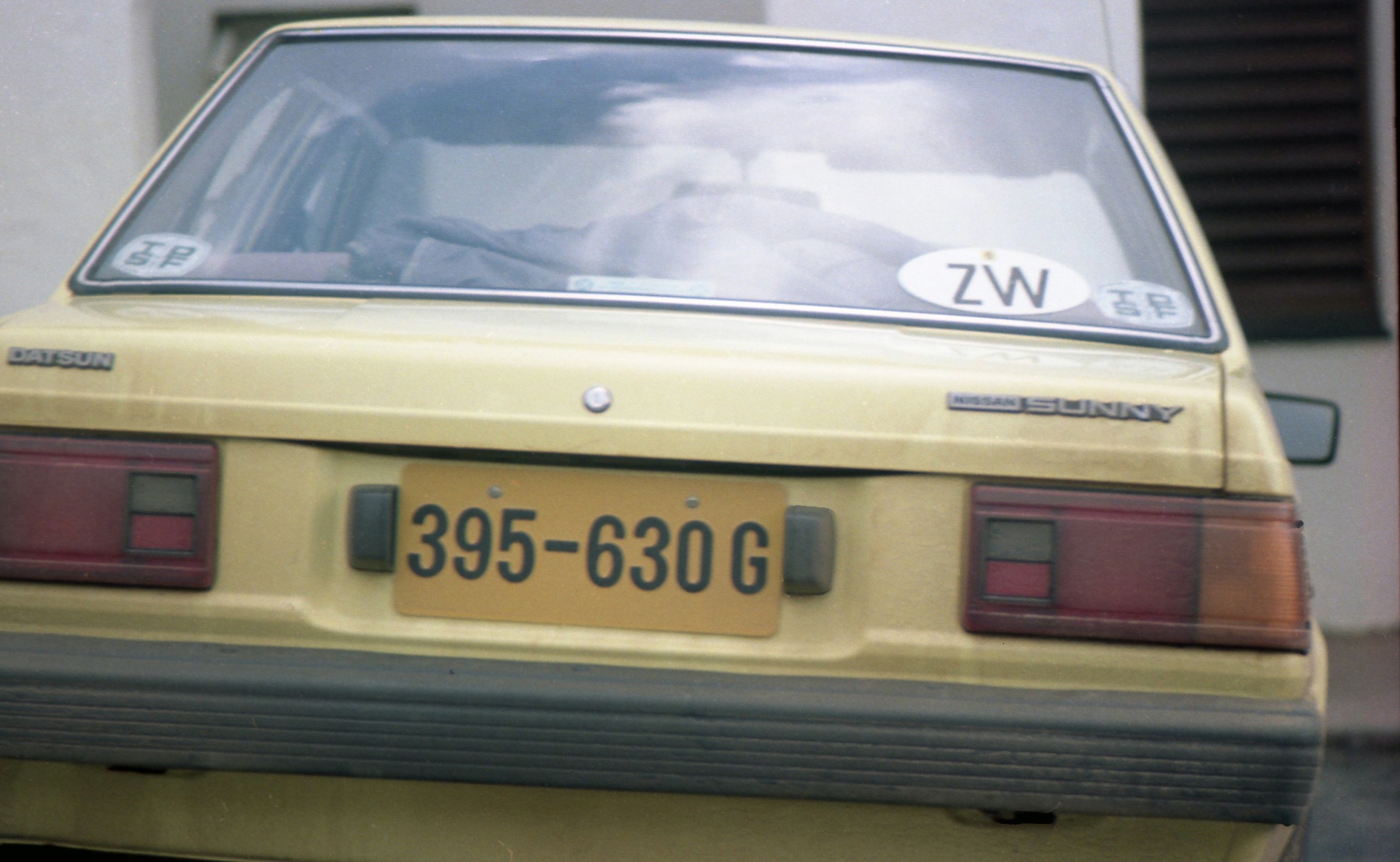 (ZW_71-06)_395-630_G_(b-y)_(ZW_oval)_Japcar-TG
