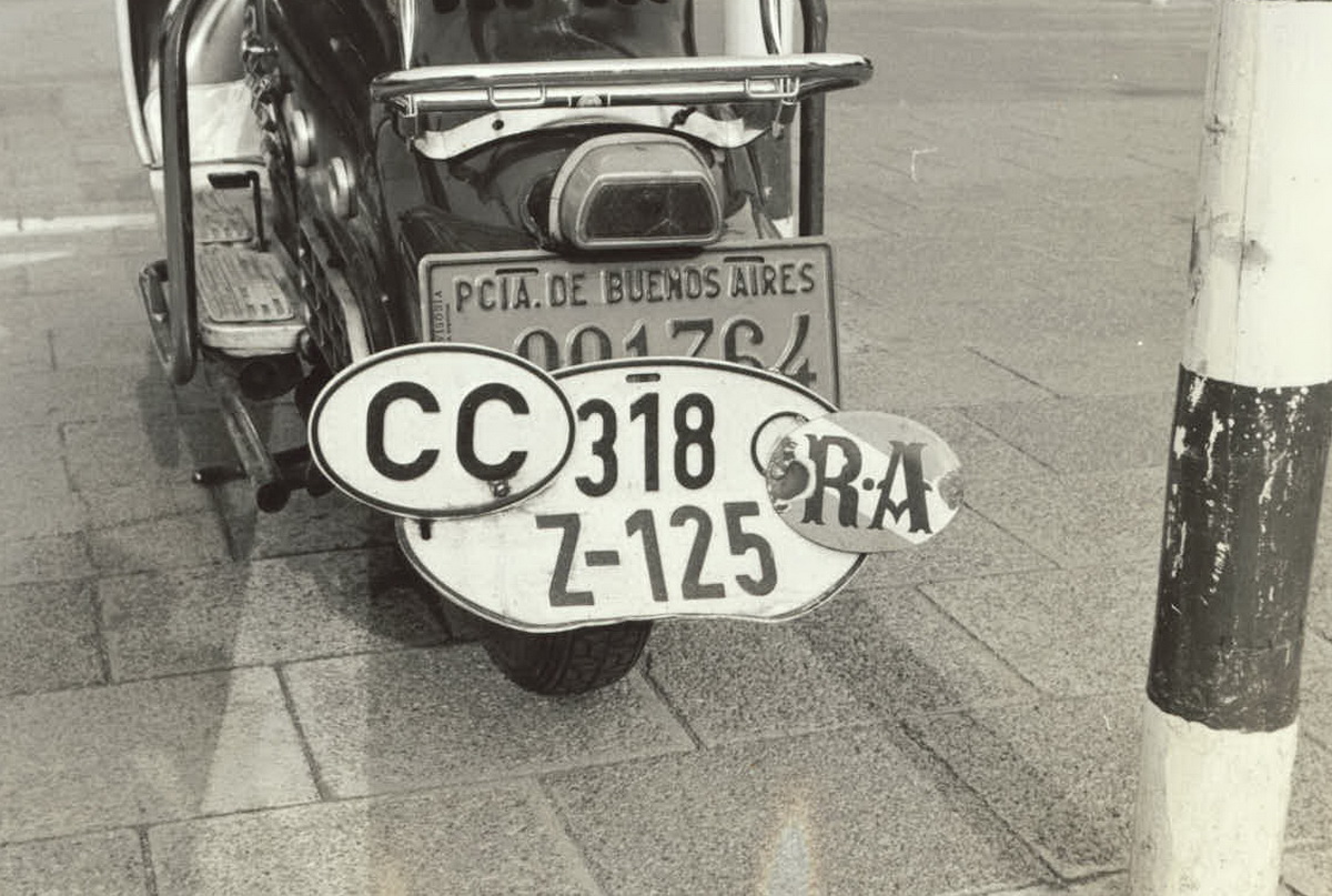 (RA_37-70,60s)-B-Aires-province_318_Z_125(D)_(CC_oval)_scooter-vbRA34KS