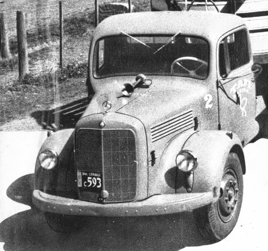 (RA_50s)-Levalle_prov-(cgo)_C_593_(l-d)_M-B_lorry-vbRA34KS