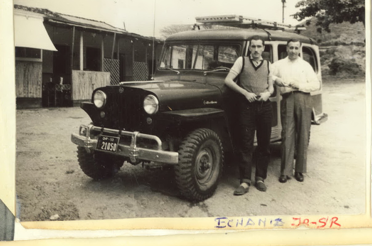 (YV_53)-Caracas_DF_21050_f_(l-d)_Jeep_Wagoneer-vbYV187KS