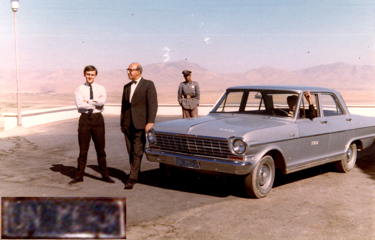 (AFG-un_64c-79)_UN_24_Kbl_comp_(w-bl)_FordFalcon-Kabul1965VB