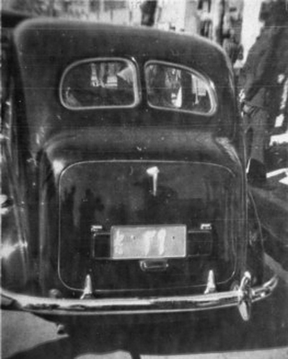 (IR-cd_41-52)-Tehran_T_29_(w-g)_('Political'_oval)_Morris10_vbKS