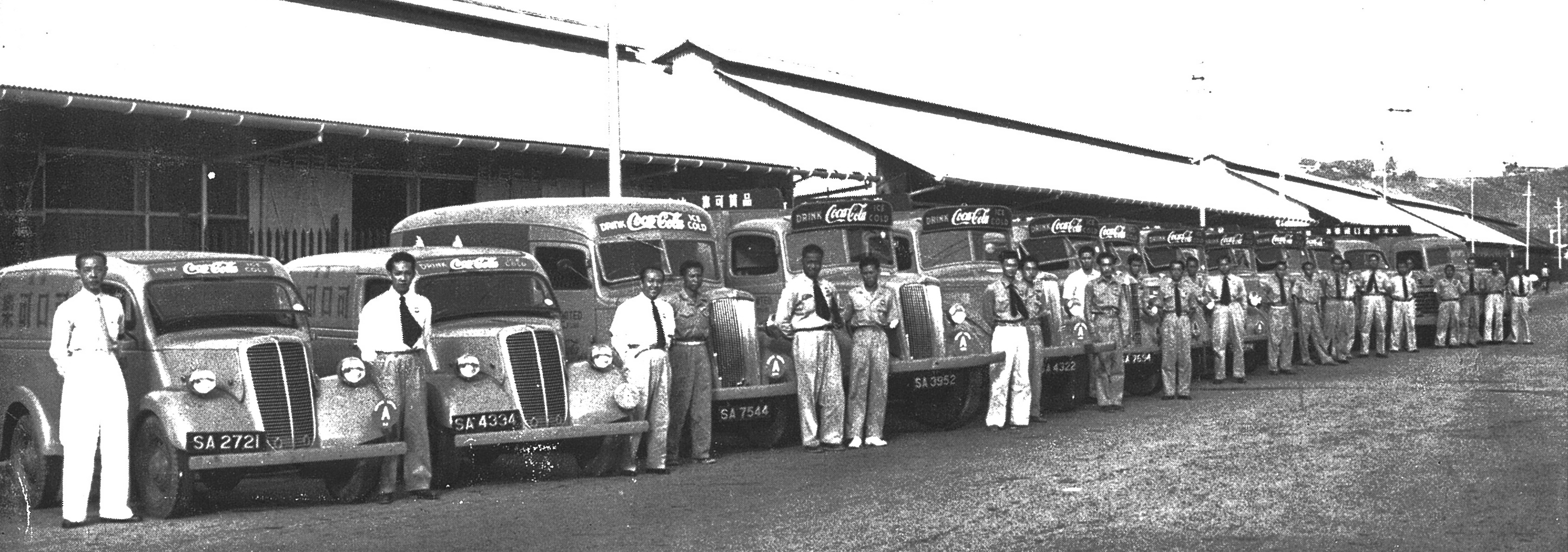 (SGP-cgo_40s-50s)_SA_2721_Fordson_vans_CocoCola-vbKS_(3)