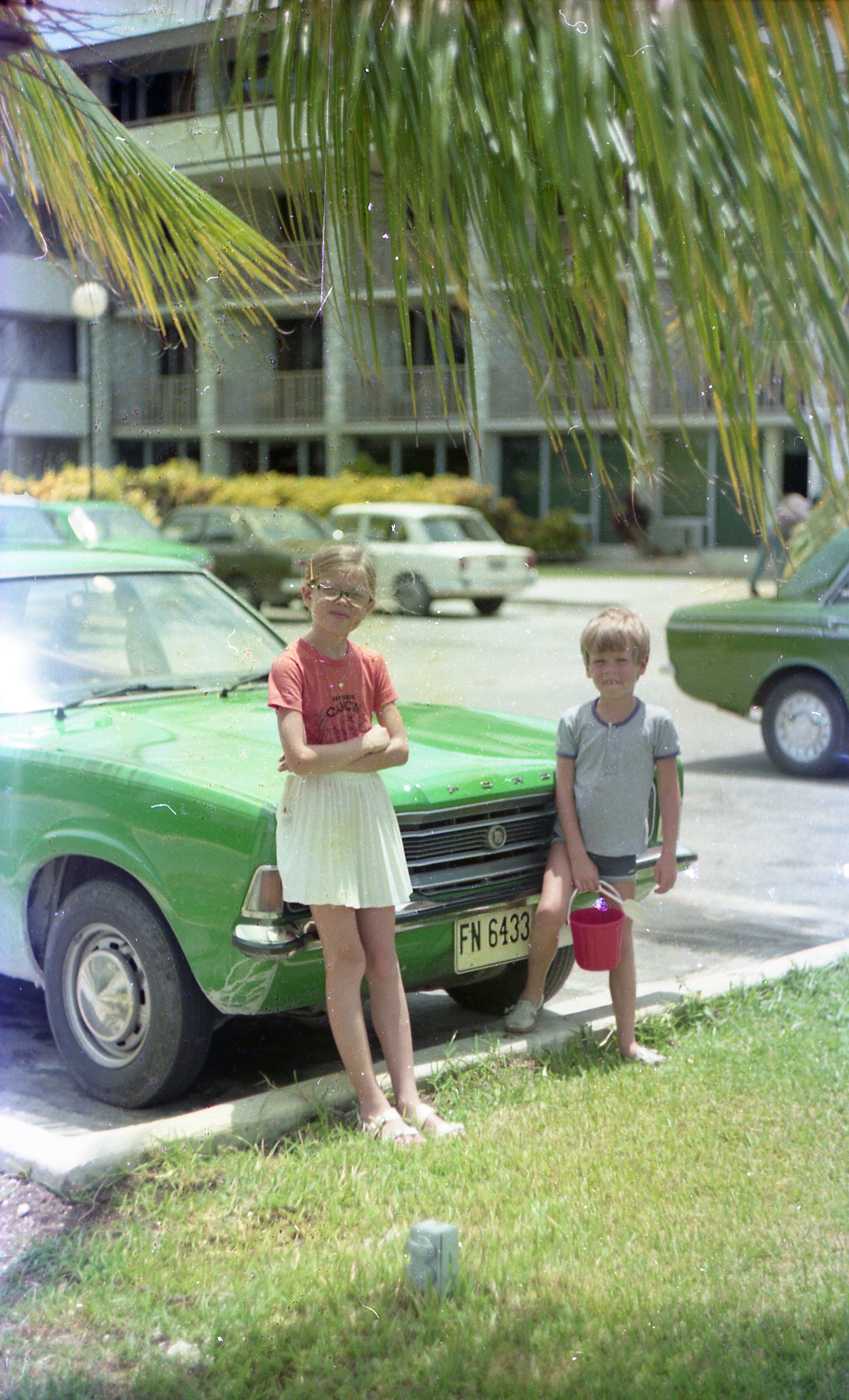 (JA_73-87)-St-Andrew_FN_6433_FordCortina3-BL