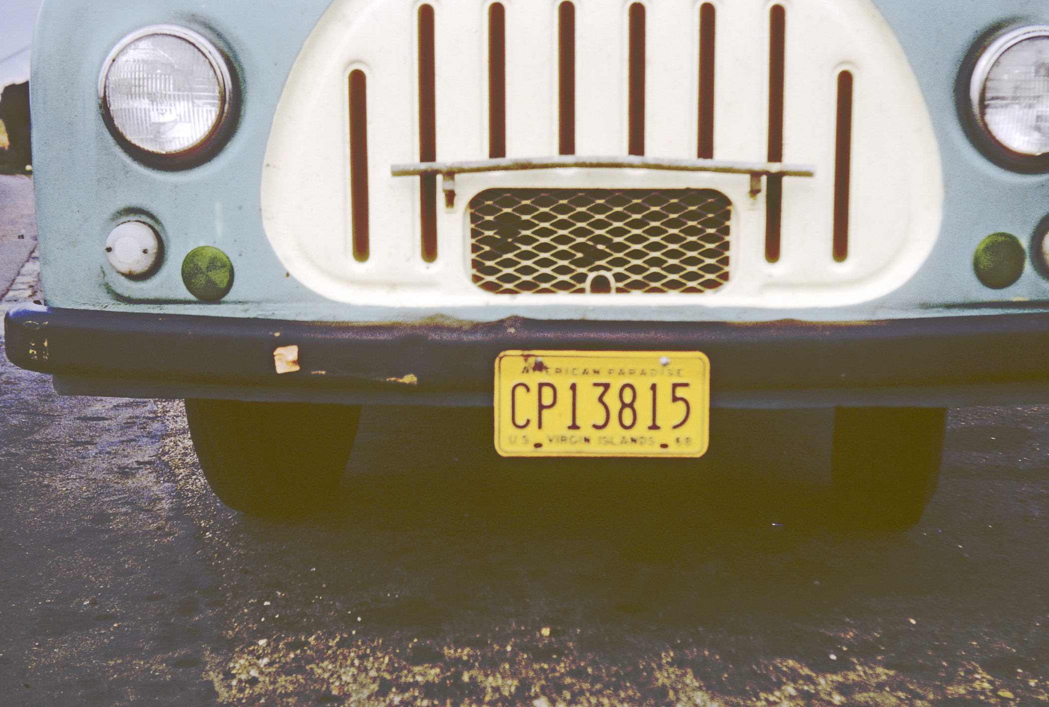 (USVI_68-74)-Croix(spv)_CP_13815_f3_Morris_J2_caravan-London1969VB