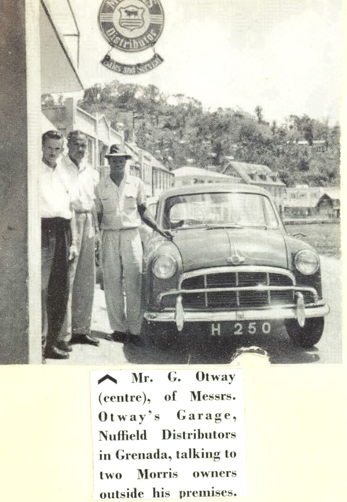 (WG_40s-71-txi_50s)_H_250_Morris_Oxford-vbKS27