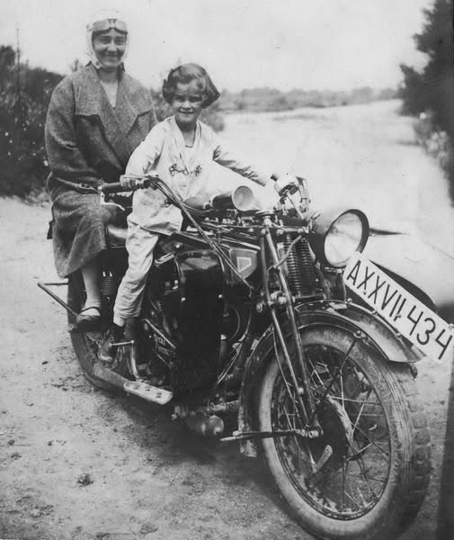 A-H_Wien_1929_AXXVII.jpg
