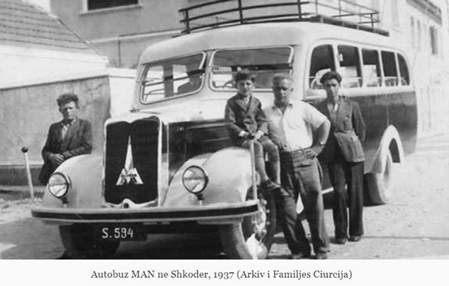(AL_13-50s)-Scutari_S_594_(w-b)_maybe_PSV_Magirus-Deutz_bus_Marcello
