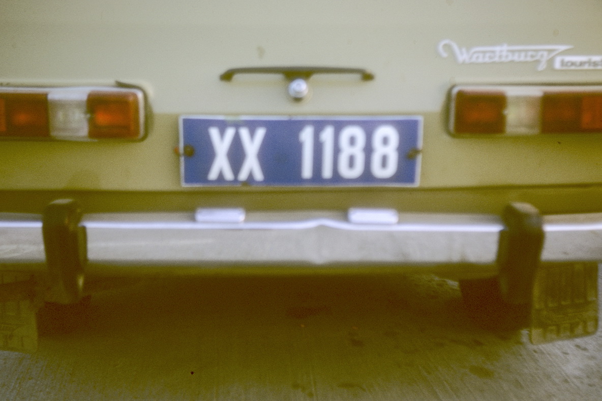(BG-timp_67-_foreign_company_+_driver)_XX_1188_(w-bl)_Wartburg-vbTG