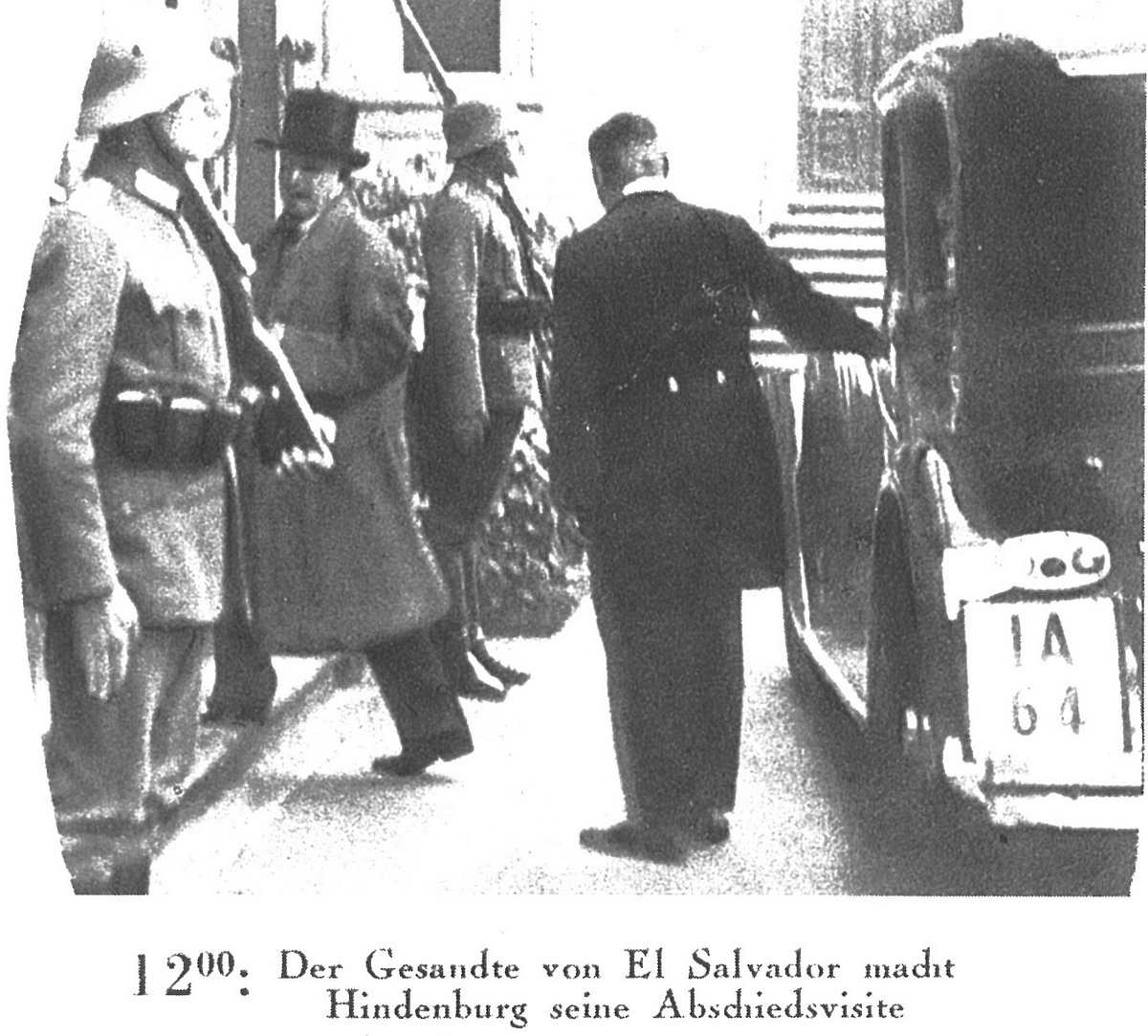 (D-cd_38-45)-Prussia,Berlin_1_A-64_El_Salvador_visit-limo-vbKS