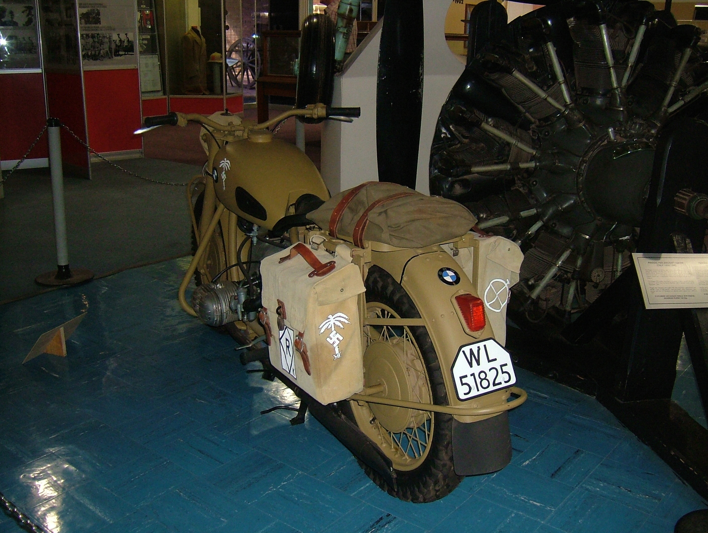 (D-mil,airf_35-45)_WL_51825_BMW_mc-SpainmuseumVB