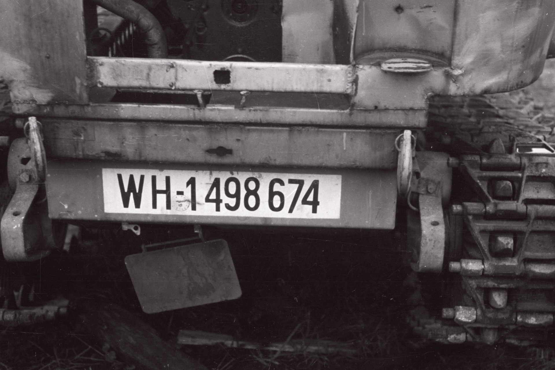 (D-mil-army_35-45_EW)_WH_1498674_bulldozer_efa0217_182106_ft