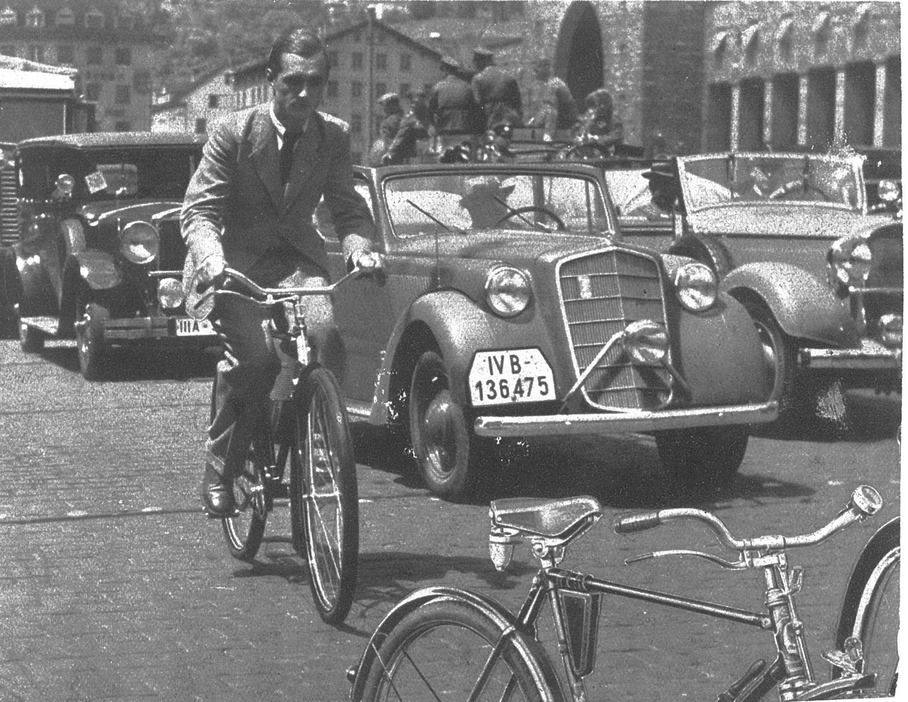 (D_Baden,Baden_01-39)_4_B_136475_Opel-vbKS