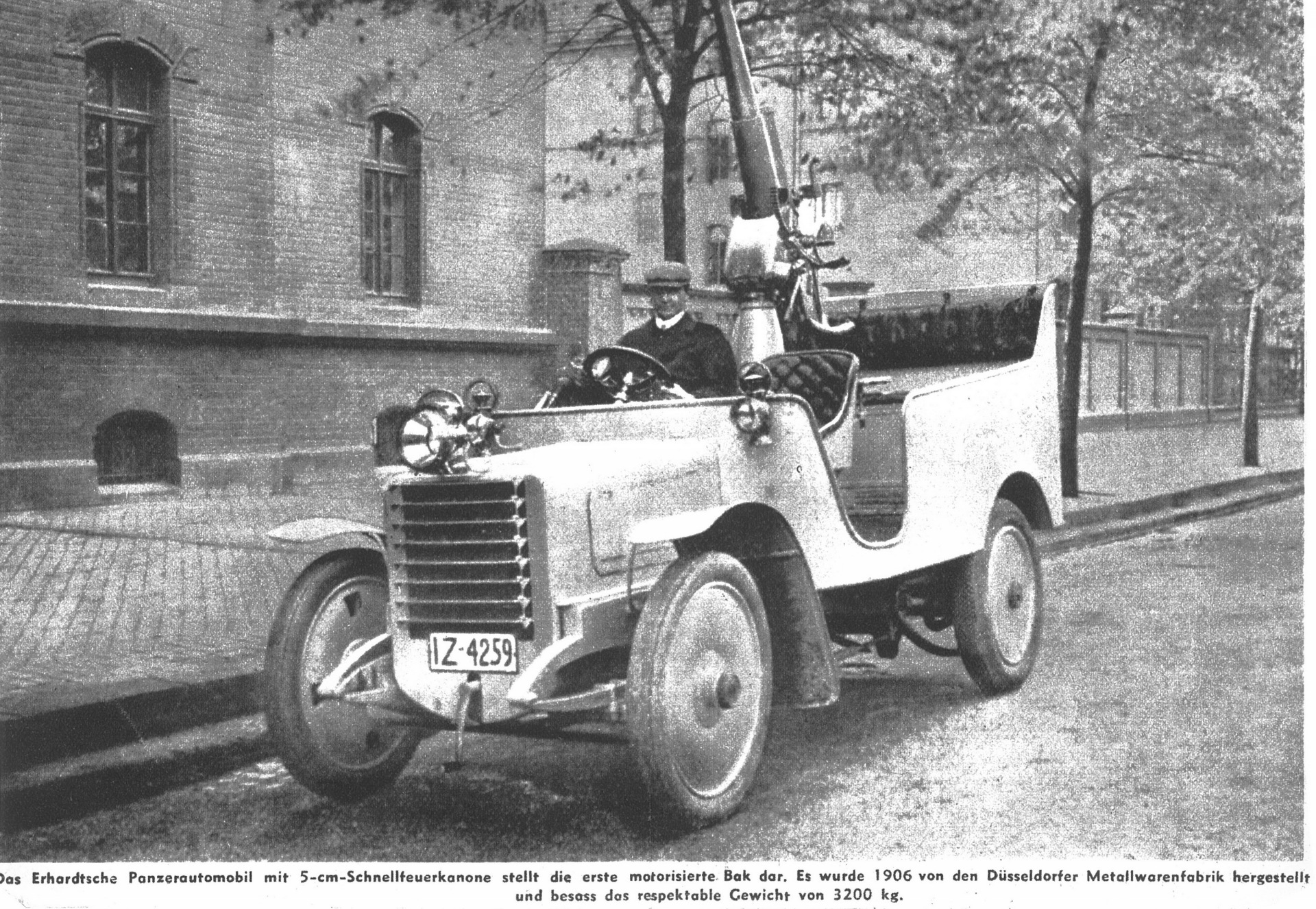 (D_Prussia,Rheinland_06-39)_1_Z-4259_DMF_motor_cannon_1906pic_-vbKS