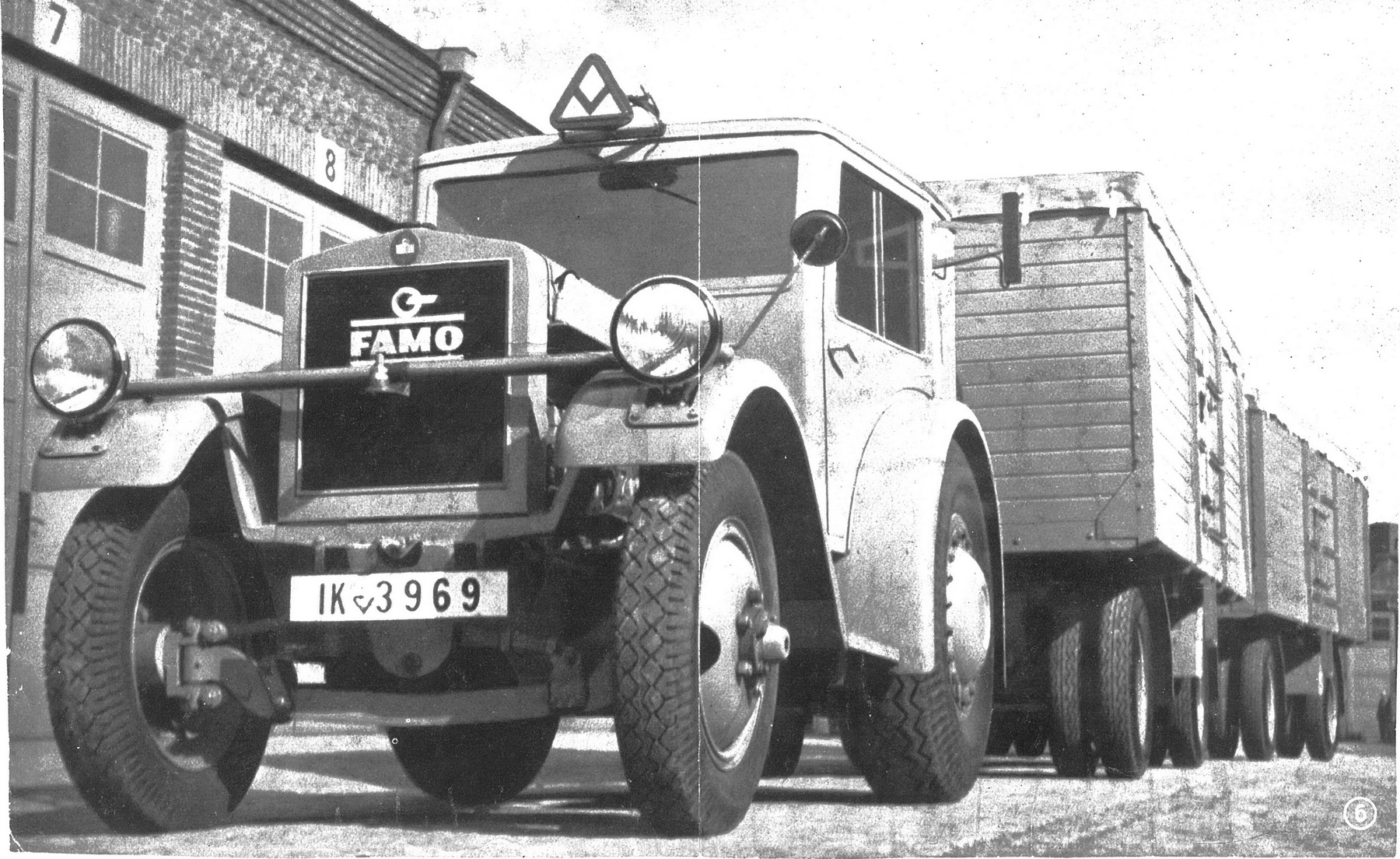 (D_Prussia,Schlesien_06-39)_1_K-3969_Famo_tractor-vbKS