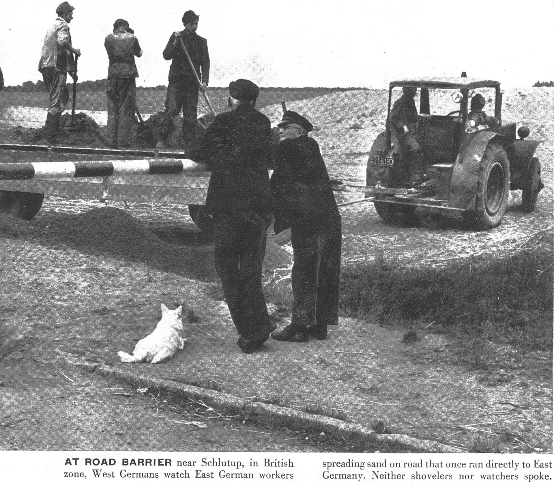 (D_Sovz_45-56)-Mecklenburg_sm_21-6123_tractor-vb4727KS