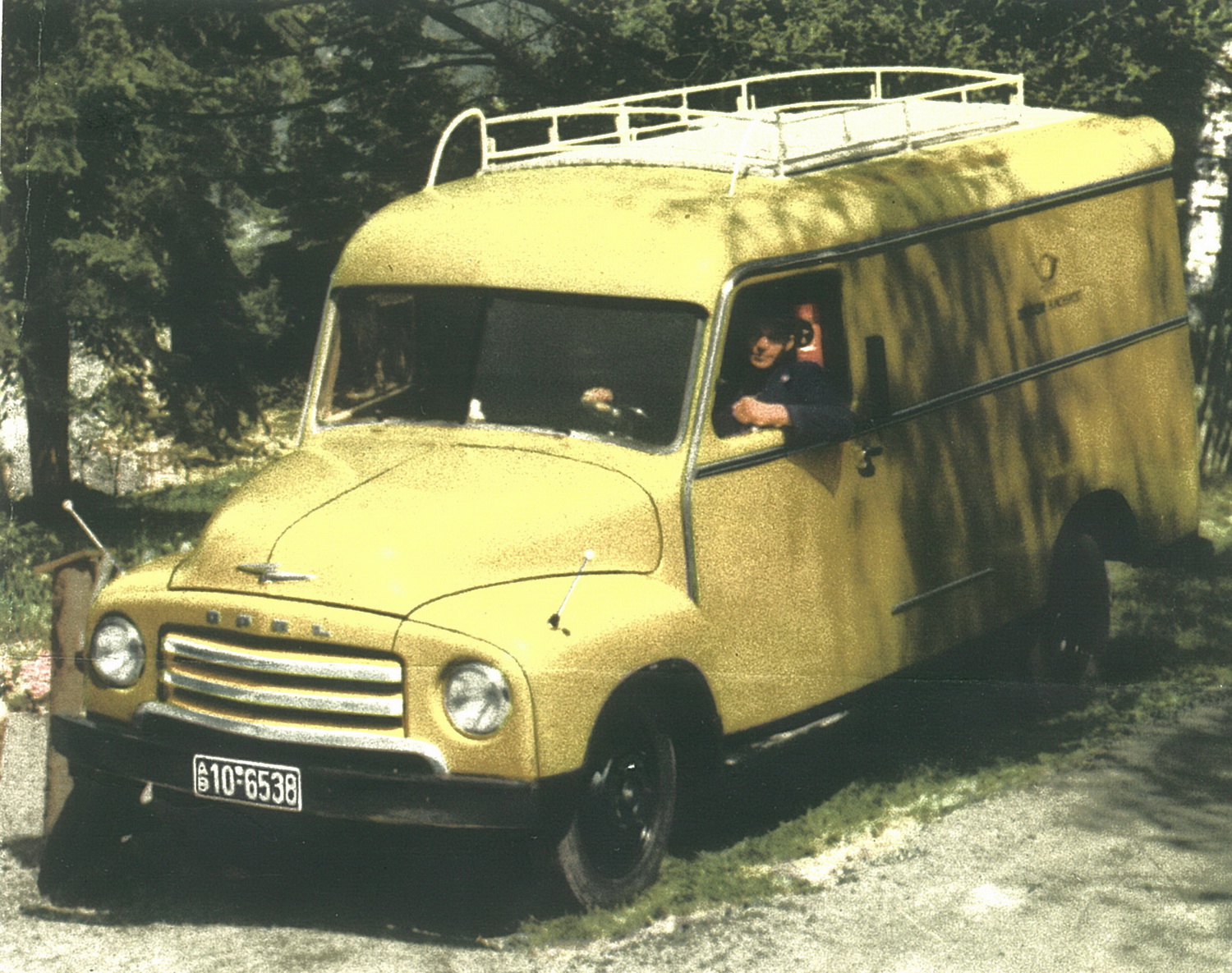 (D_USz_48-56)-Bavaria_ab_10-6538_Opel_van-vb5559KS
