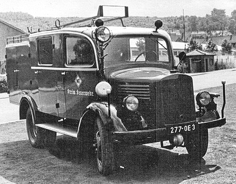 (Saar_47-56)(F2)-OE3=Ottweiler_277_OE_3_firetender_M-B_1500S-vbKS