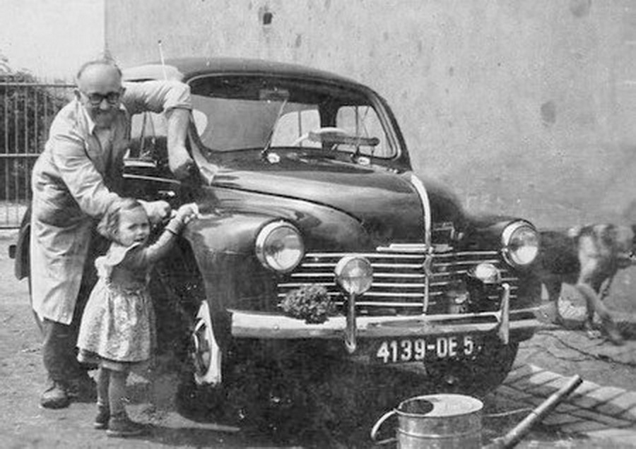 (Saar_47-56)(F2)-OE5=Saarbrucken_City_4139_OE_5_Renault4cv-vbSaarNostalgie
