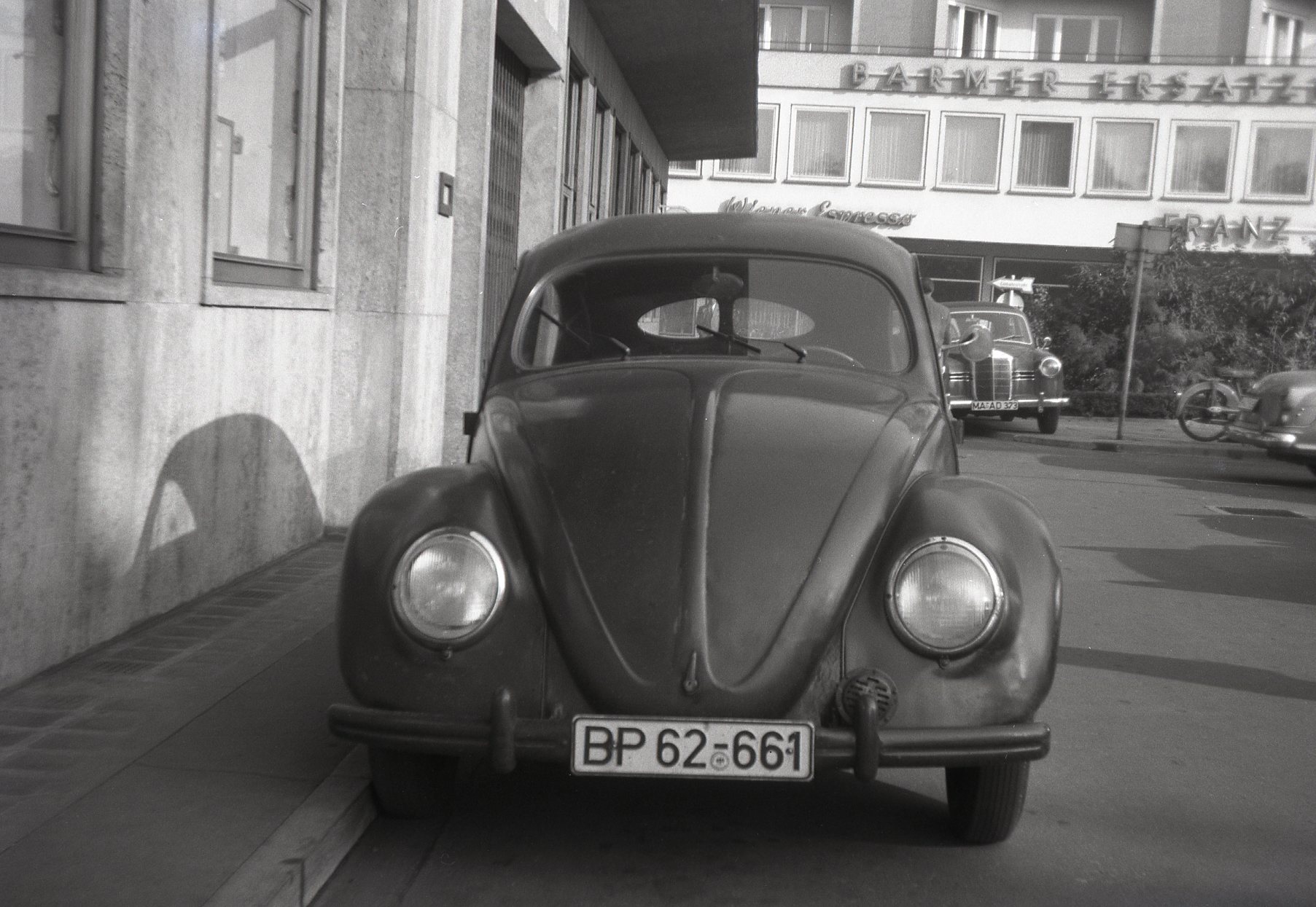 (D-off,post_telecomms_car)_BP_62-661_f_Beetle-BL