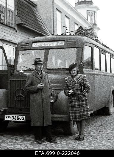 (EST_41Nov-42Jan)(D_occ-)_RP_33603_M-B_Reich_Post_bus-RV