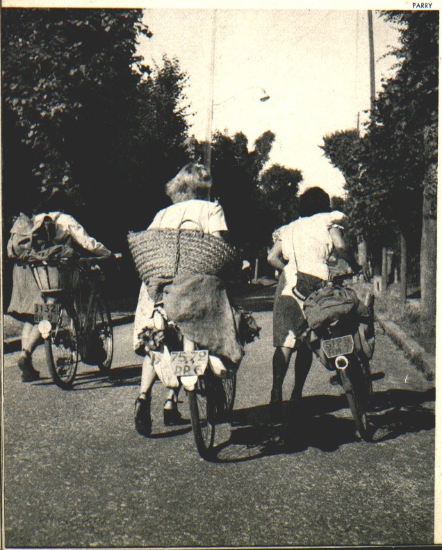 F_1940s_bikes_Parry