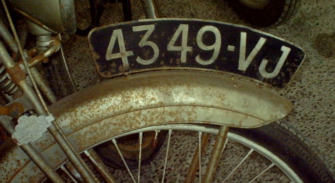 F_Moped_75Seine_VJ_1943_4349_BV