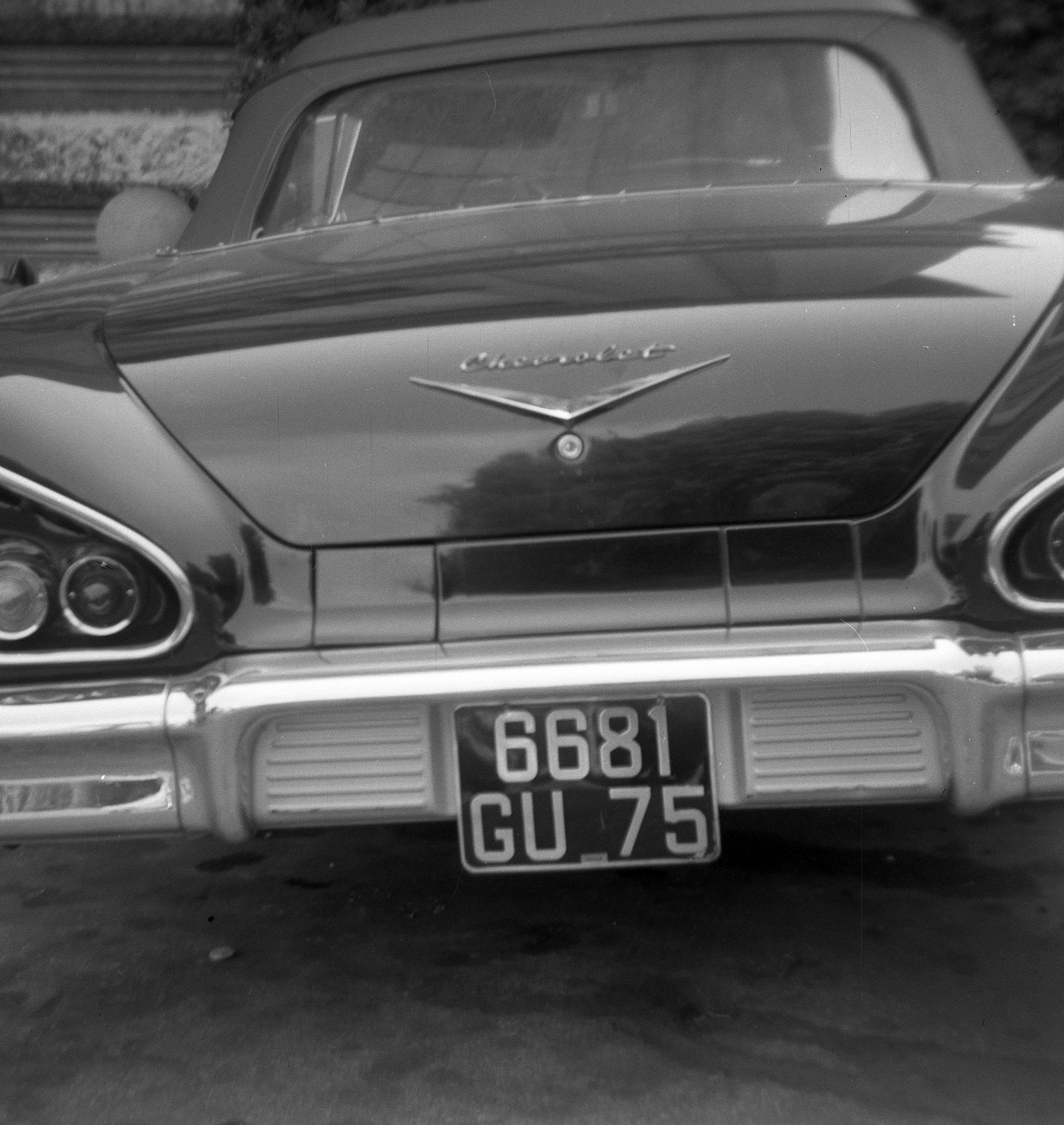 (F_50-09)-75,Paris58_6681_GU_75_Chev-BL