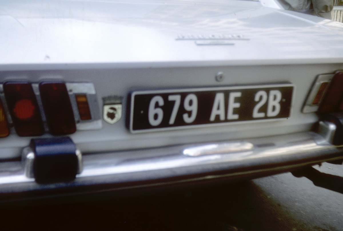 (F-Corsica_76-93,77)-Bastia_679_AE_2B_r_(s-b)_Peu-504cab-TG