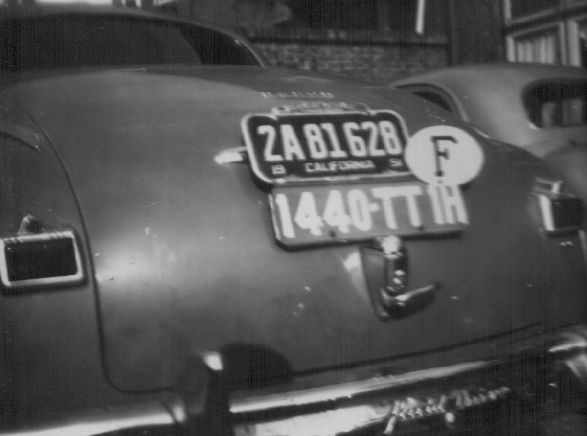 (F-timp_33-54,51)-Cherbourg_1440-TT_1H_&_Calif-Plate_Dodge-jecKS