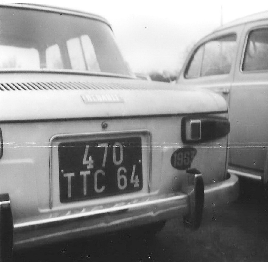 (F-timp_55-84,63)-Pau_470_TTC_64_Renault1100-vbKS