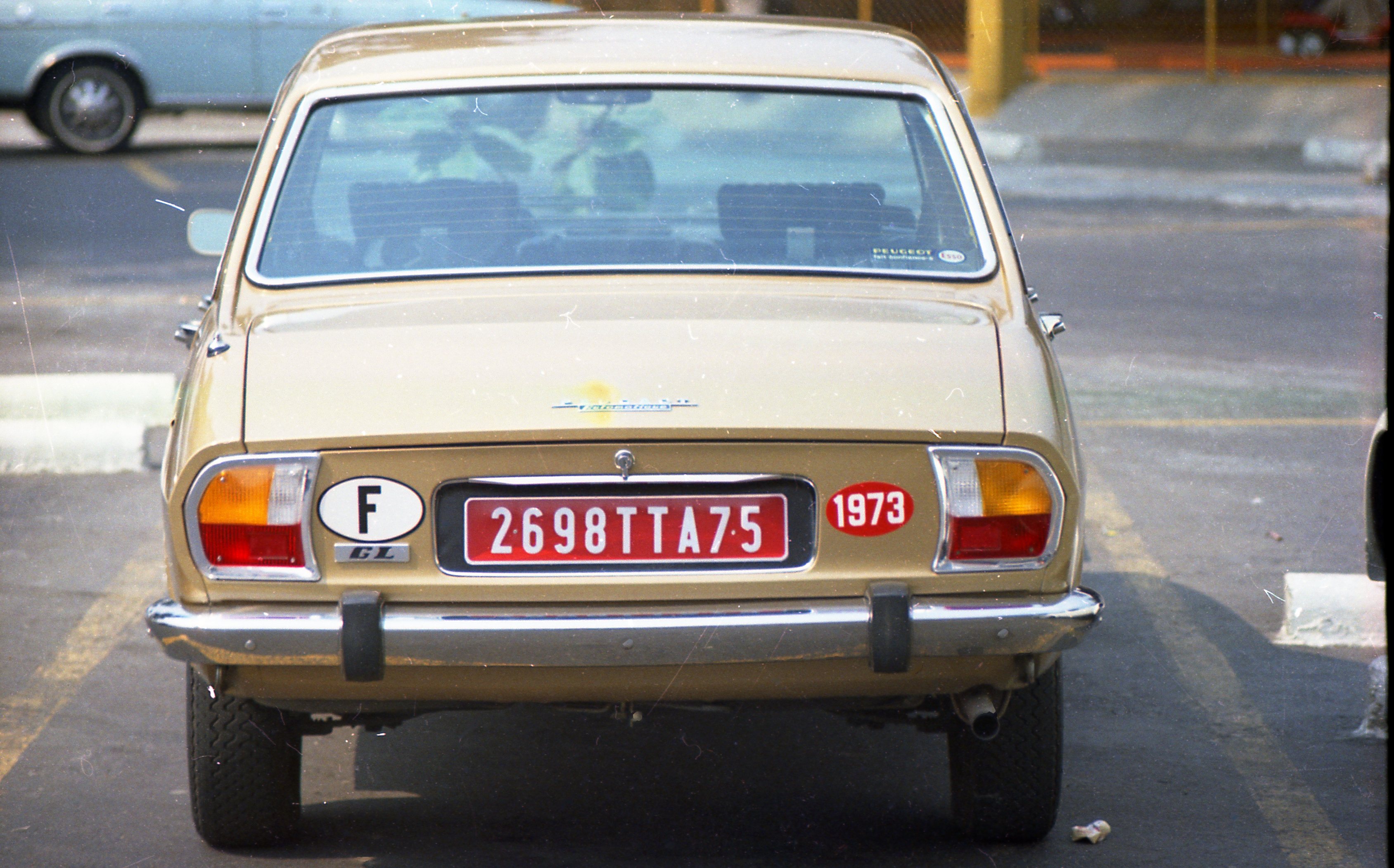 (F-timp_55-84,73)-Paris_2698_TTA_75_Peu-504-BL