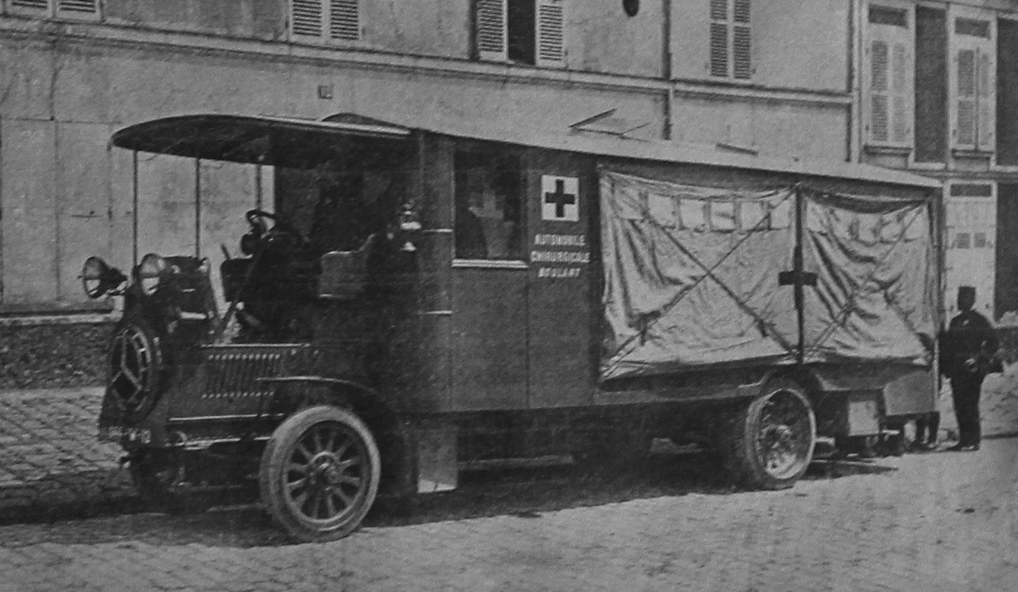 (F-dlr_09m45)-12,Versailles_W_12_q_mobile_surgery_1910s-vb162KS